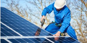 Installation Maintenance Panneaux Solaires Photovoltaïques à Bichancourt